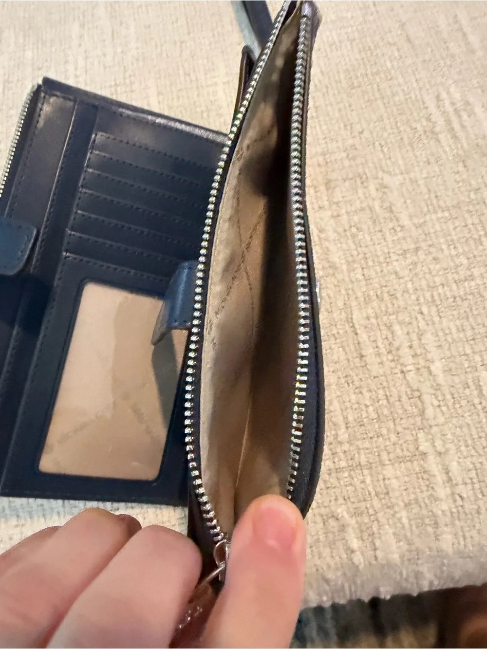 Michael Kors Navy Large  Jet set Ombré wristlet  wallet
